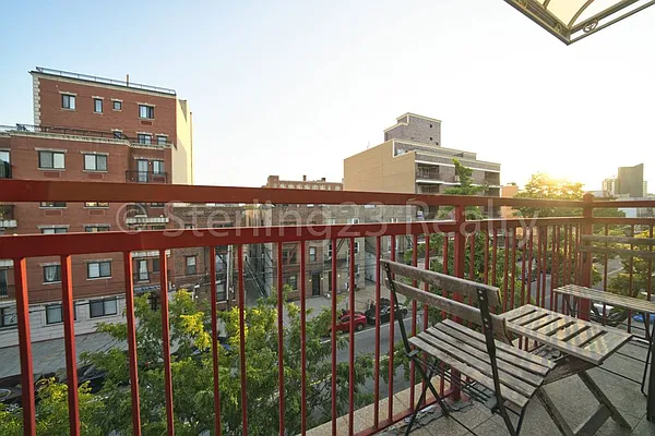 Rented by Sterling Realty Plus Inc | media 29