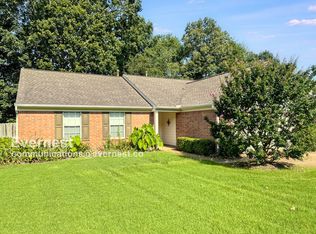 45 Oakland Woods Cv, Oakland, TN 38060
