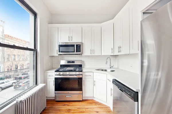 Rented by Native Real Estate LLC | media 7