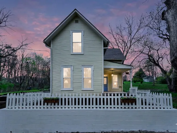 1490 Stratford Rd, Delaware, OH 43015