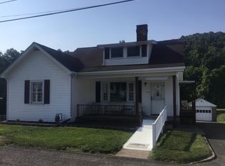 55620 E Center St, Bridgeport, OH 43912