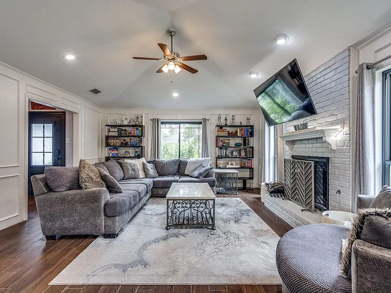 1108 Richland Oaks Dr — Photo 21