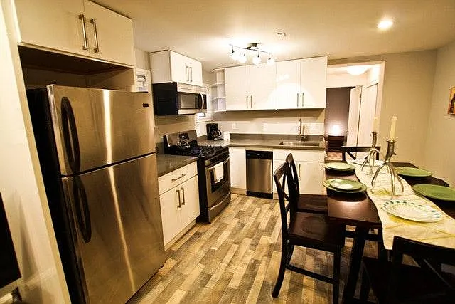 143 Varennes St #A — Photo 2