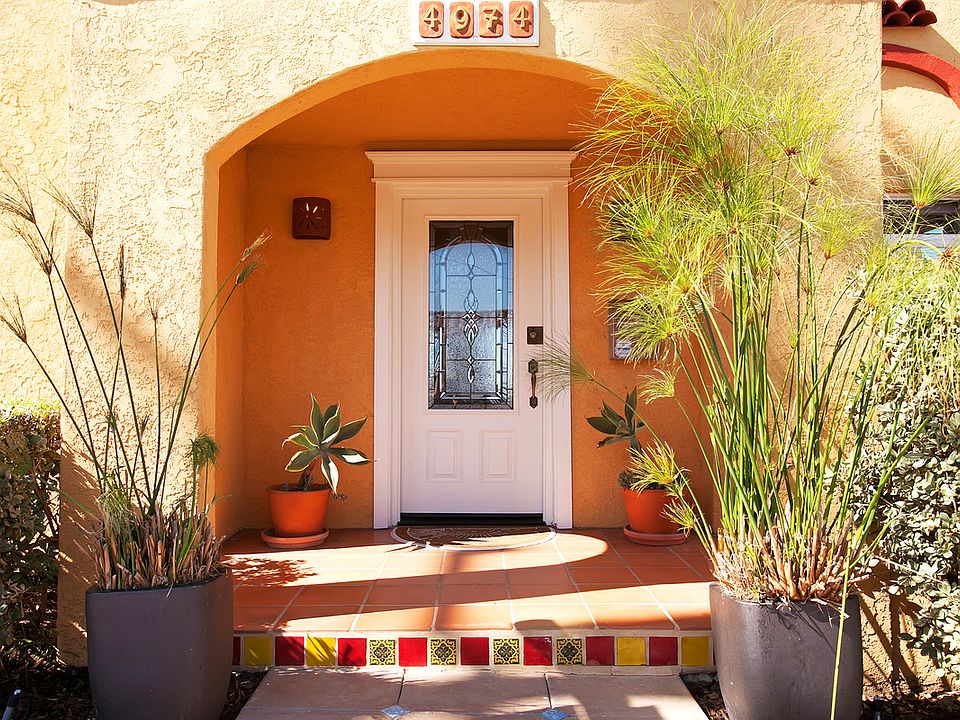 1st image of 4974 Vista Pl