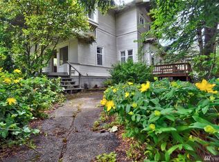 4137 Sunnyside Ave N, Seattle, WA 98103