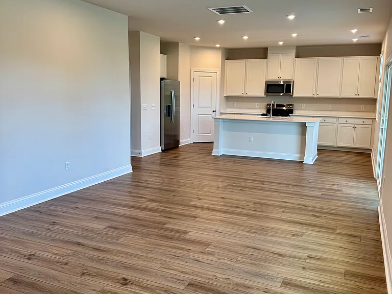 7473 Linda Vista Ln — Photo 7