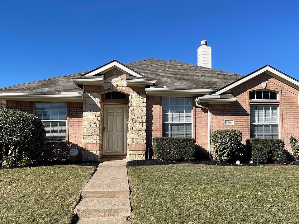 1st image of 4510 Highlands Dr