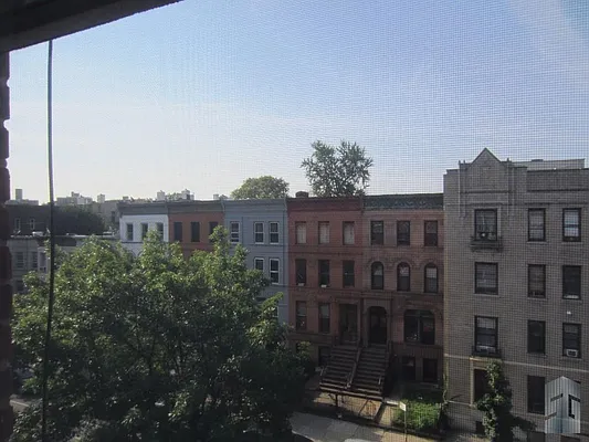 Rented by Skyline Group Real Estate | media 15