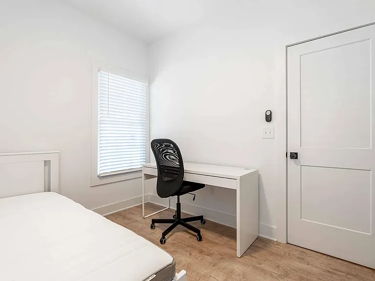 443 Lynch Ave NW — Photo 20
