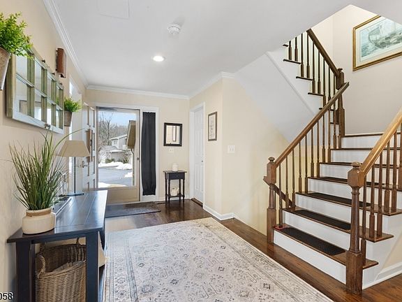 2nd image of 16 Riggs Ct