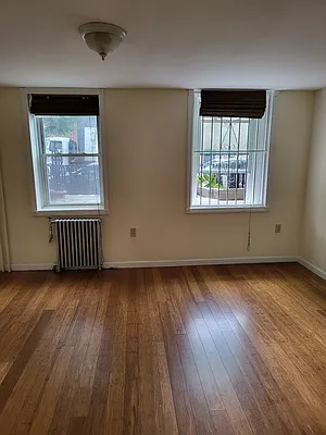 Rented by Tyler Vincent Real Estate Inc | media 10