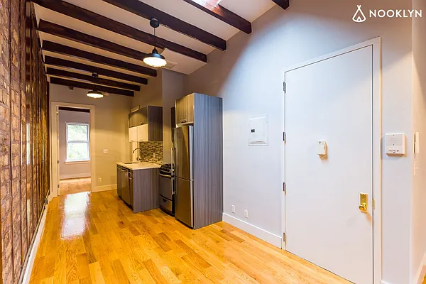 Rented by Nooklyn NYC LLC | media 30