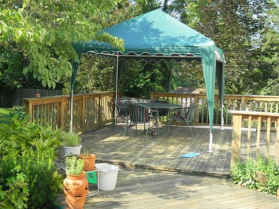 2-level deck