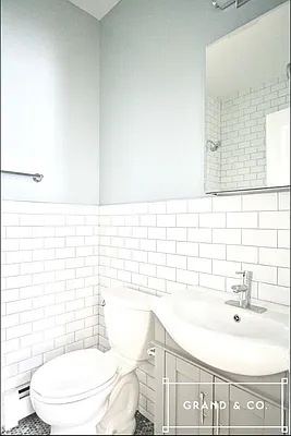 Rented by Grand & Co. | media 10