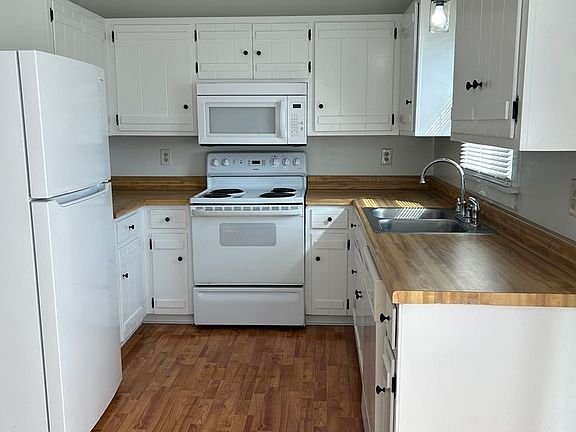 3rd image of 103 Moss Creek Dr #201