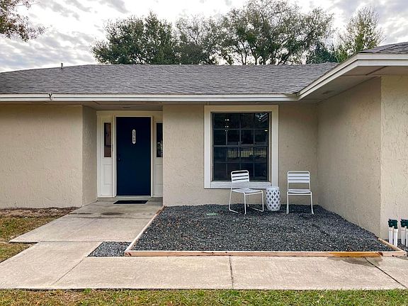 4th image of 3360 Stratford Ln