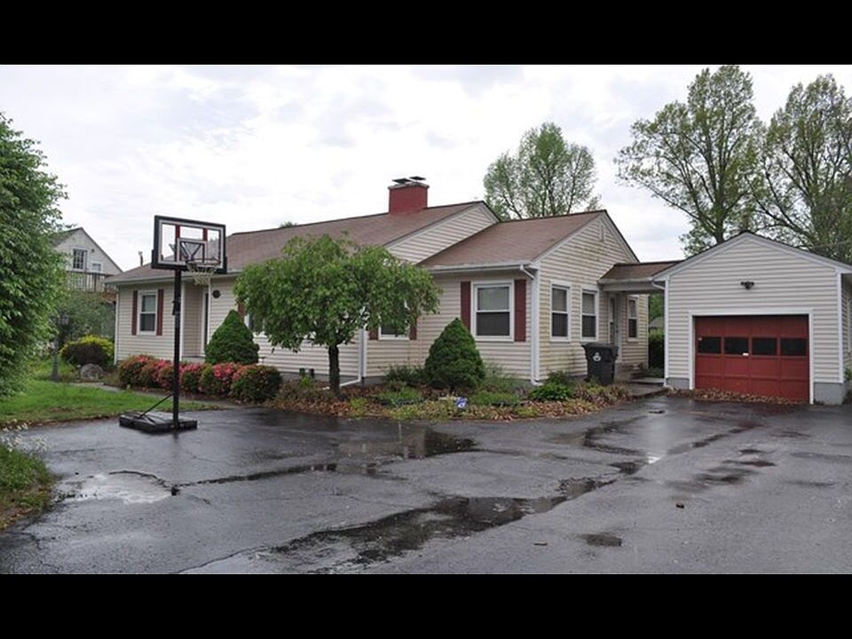 2901 S Main St, Madisonville, KY 42431 Zillow