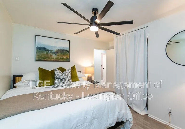 321 Mockingbird Ln — Photo 19