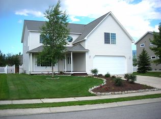 1609 Northshore Dr, Sandpoint, ID 83864