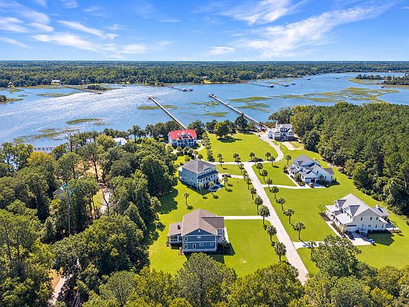 5th image of 5609 Crystal Harbor Ln