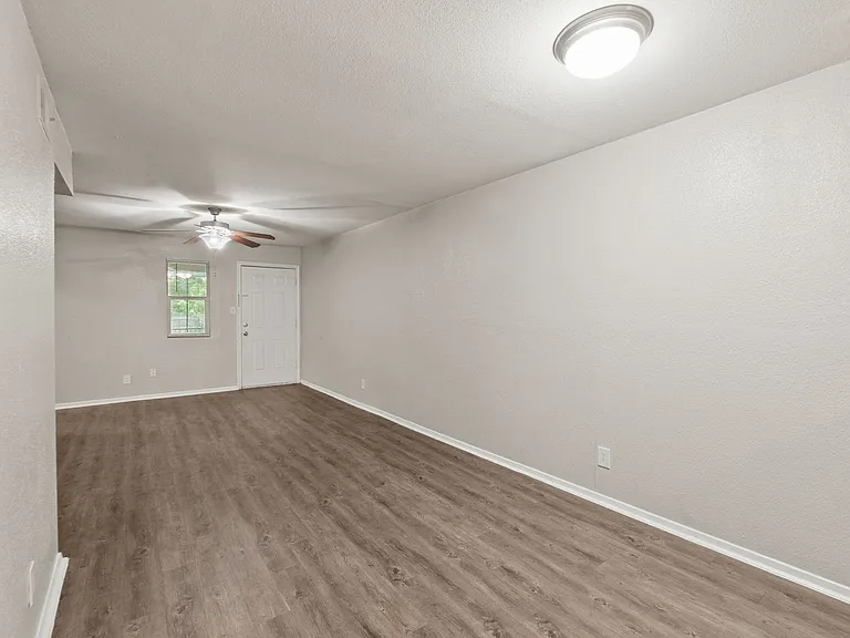Villas at Mueller — Photo 45