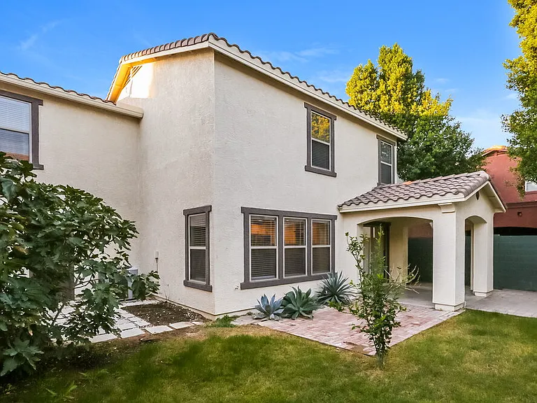 21118 E Stonecrest Dr — Photo 15