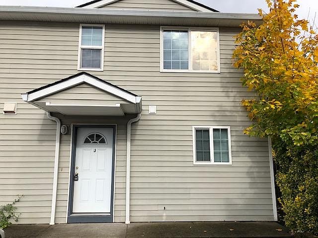 1st image of 3117 NE 62nd Ave APT J