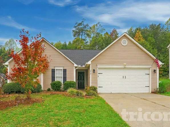 4640 Hanley Park Dr, Walkertown, NC 27051