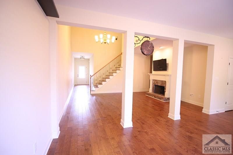 2nd image of 1216 Blackstone Ct