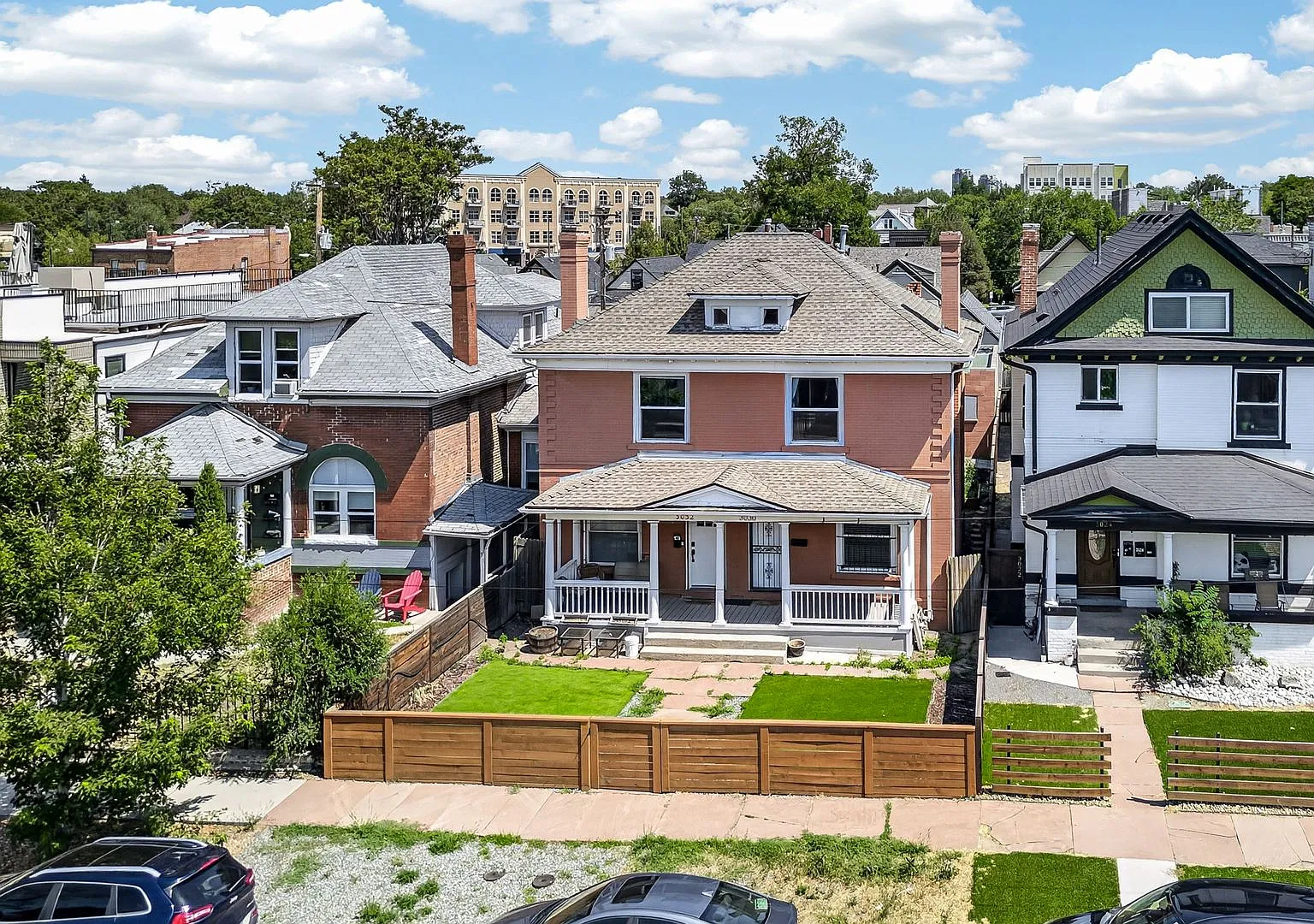 Beautiful Denver Townhome — Photo 4