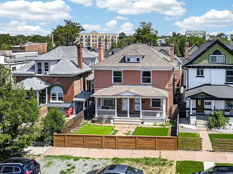 3030 Stout St — Photo 3