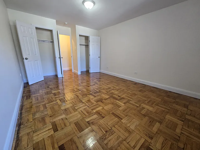 31-28 29th St #1E — Photo 11