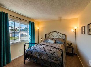 1928 N Weston Cir, Camarillo, CA 93010