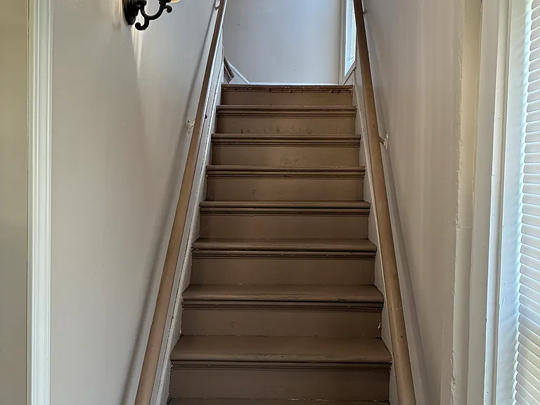 405 Bellevue St #2 — Photo 9