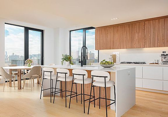 3rd image of 224 W 124th St #1335