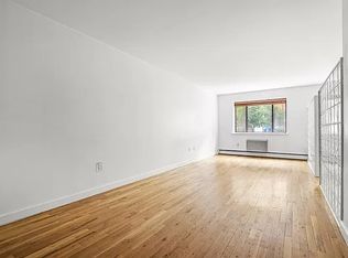 217 E 7th St APT 1C, New York, NY 10009