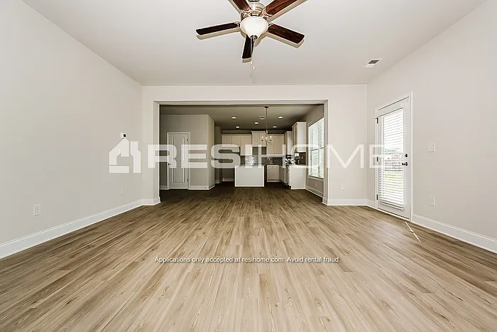 509 Fiery Warbler St — Photo 5