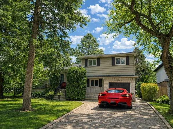 2142 Hixon St, Oakville, ON L6L 1T4