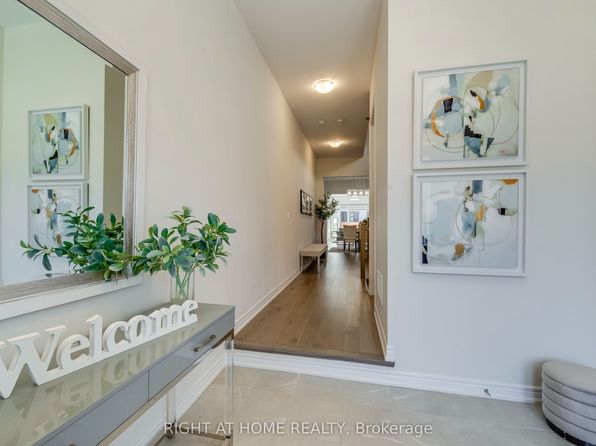63 Carnegie Dr, Oakville, ON L6H 0V9