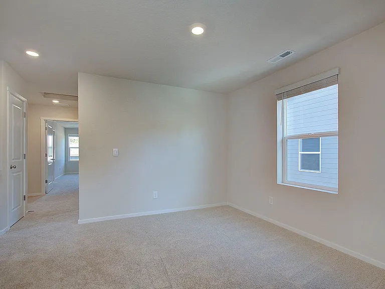 1405 NE 121st Ave — Photo 23