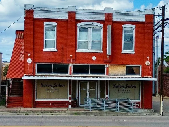 161 S Main St, Giddings, TX 78942