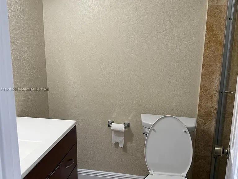 3745 NE 171st St #40 — Photo 17
