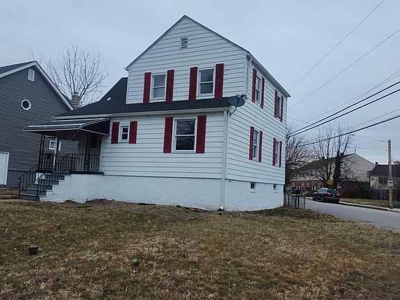 2nd image of 3800 Fernhill Ave