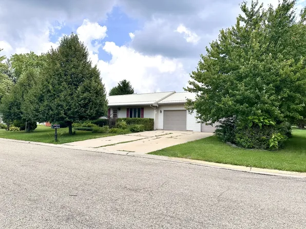 21 Cleveland Cir, Granville, IL 61326