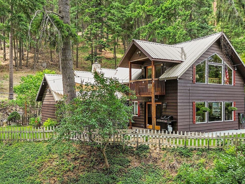 1st image of 170 Deer Cove Lane