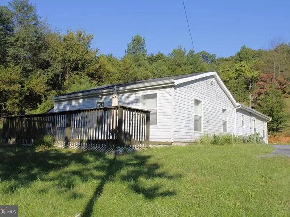 47 Dogwood Ln, Bentonville, VA 22610