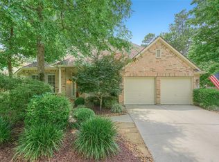 63 E Hobbit Glen Dr, Conroe, TX 77384