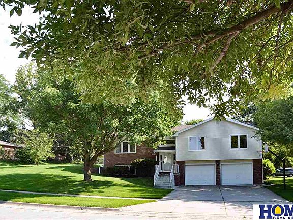 3rd image of 6601 Woodthrush Ln