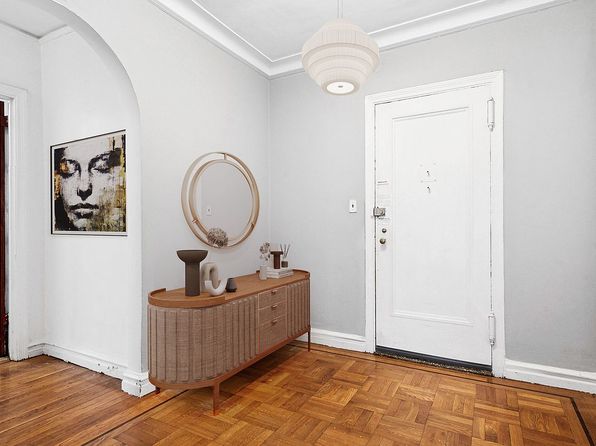 43-08 41st St #5D, Sunnyside, NY 11104