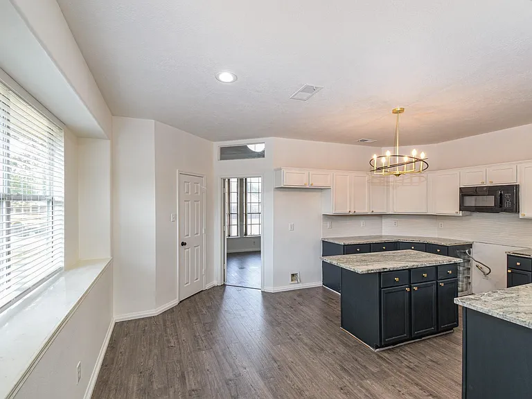 30611 Country Meadows Dr — Photo 3